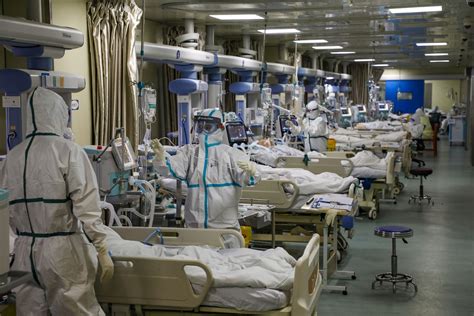 Philippine Heart Center's COVID ward, ICU hit full capacity; OPD .